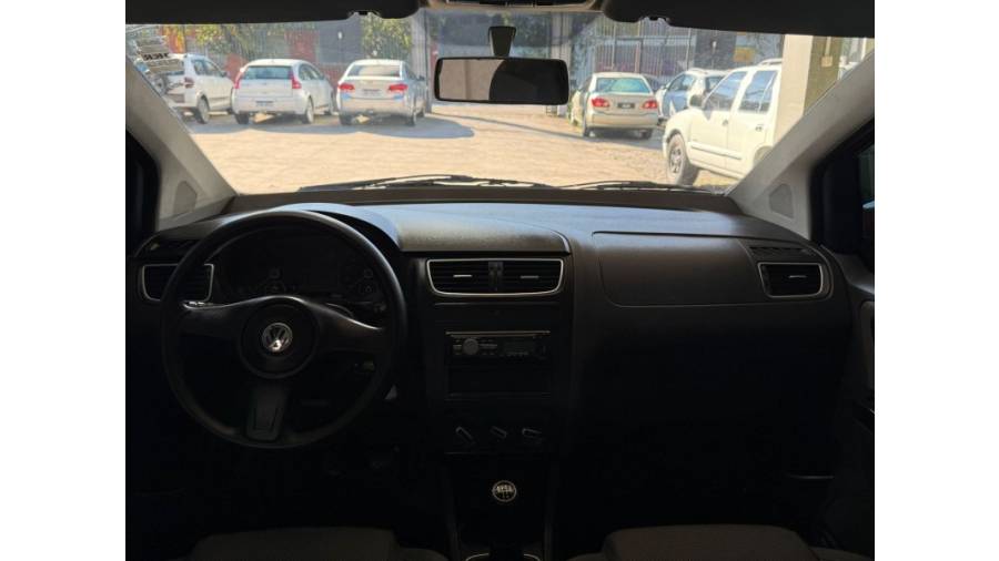 VOLKSWAGEN - FOX - 2011/2011 - Vermelha - R$ 29.900,00