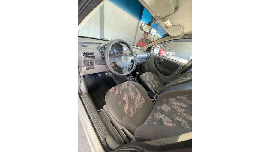 CHEVROLET - CORSA - 2005/2005 - Bege - R$ 23.900,00