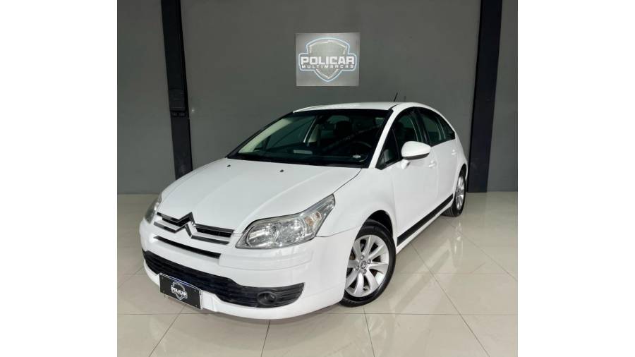 CITROËN - C4 - 2012/2013 - Dourada - R$ 34.900,00