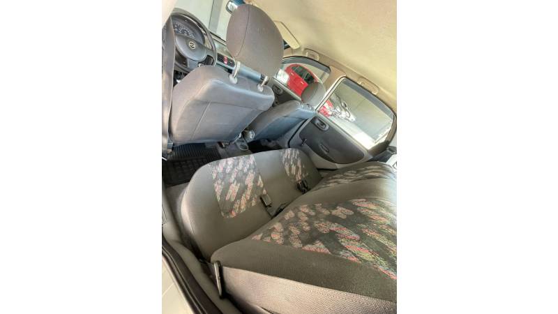 CHEVROLET - CORSA - 2005/2005 - Bege - R$ 23.900,00
