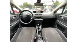 CITROËN - C4 - 2012/2013 - Dourada - R$ 34.900,00