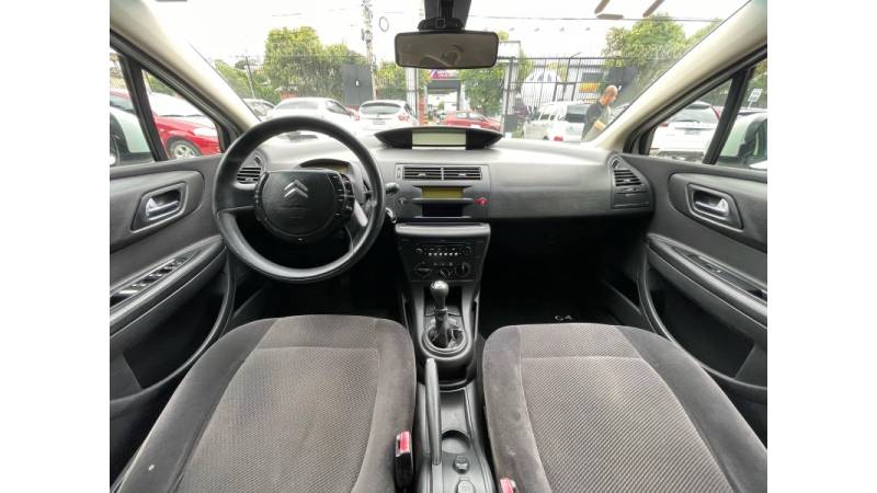 CITROËN - C4 - 2012/2013 - Dourada - R$ 34.900,00