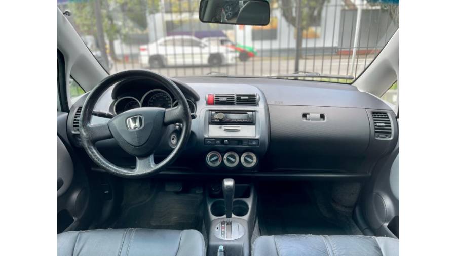HONDA - FIT - 2007/2007 - Cinza - R$ 33.900,00