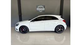 MERCEDES-BENZ - A 200 - 2013/2014 - Branca - R$ 94.900,00