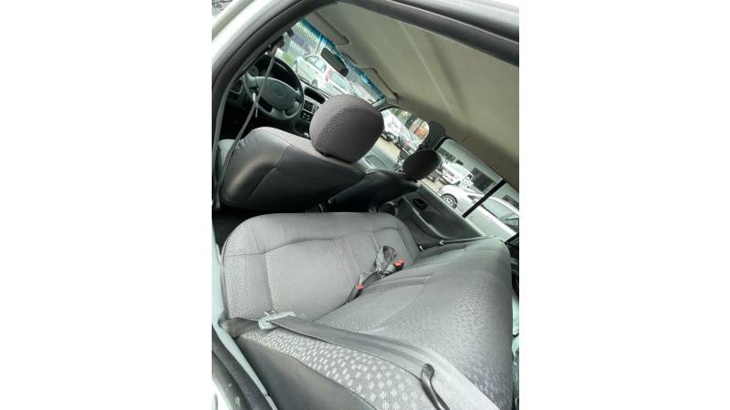 RENAULT - CLIO - 2010/2011 - Branca - R$ 24.900,00