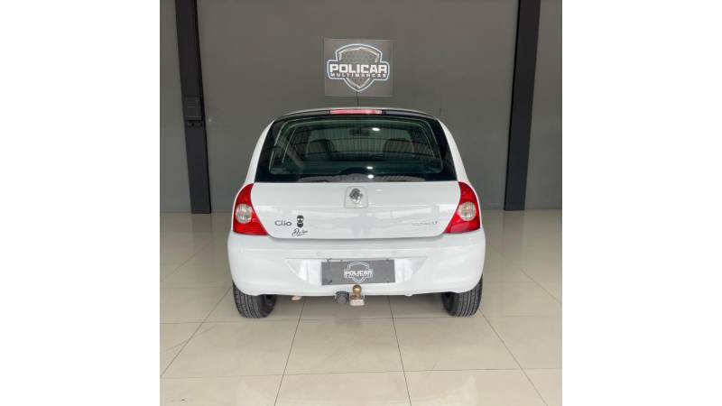 RENAULT - CLIO - 2010/2011 - Branca - R$ 24.900,00