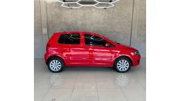 VOLKSWAGEN - FOX - 2011/2011 - Vermelha - R$ 29.900,00