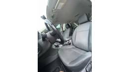 FORD - FOCUS - 2013/2013 - Prata - R$ 39.900,00