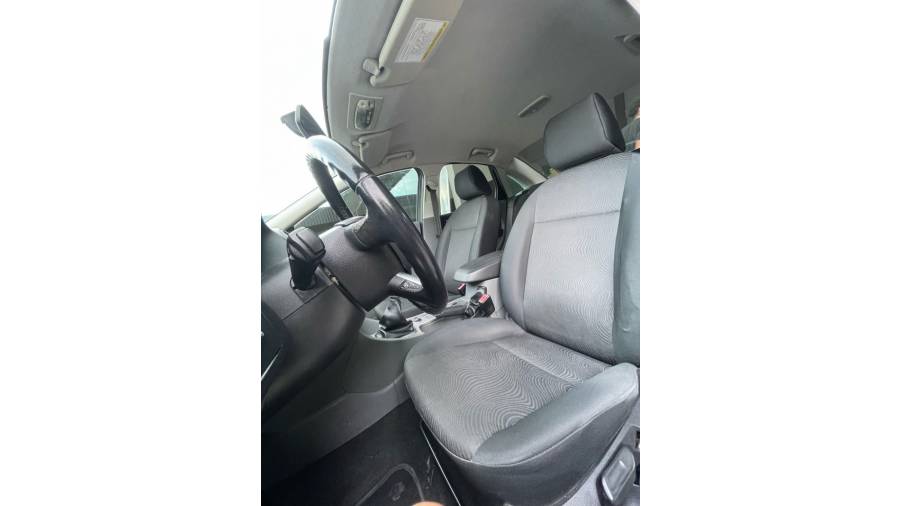 FORD - FOCUS - 2013/2013 - Prata - R$ 39.900,00