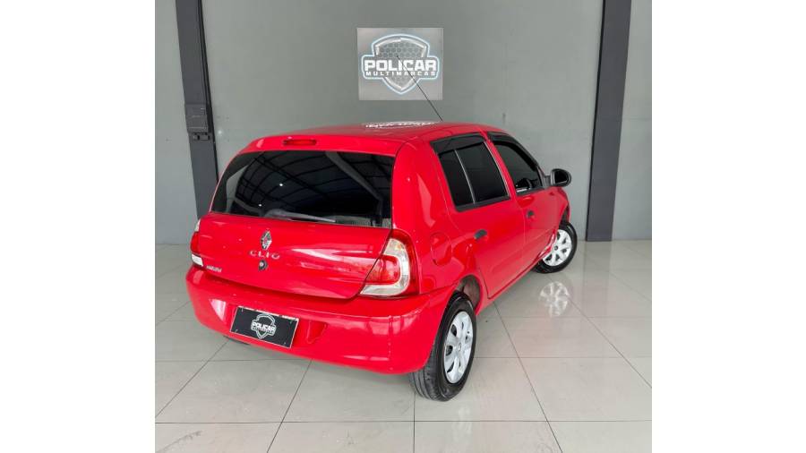 RENAULT - CLIO - 2014/2014 - Vermelha - R$ 27.900,00