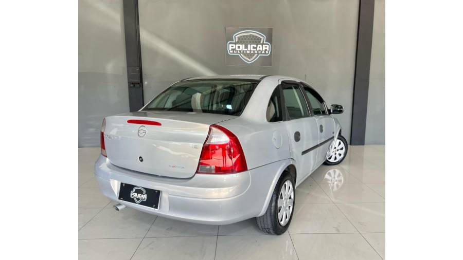 CHEVROLET - CORSA - 2005/2005 - Bege - R$ 23.900,00