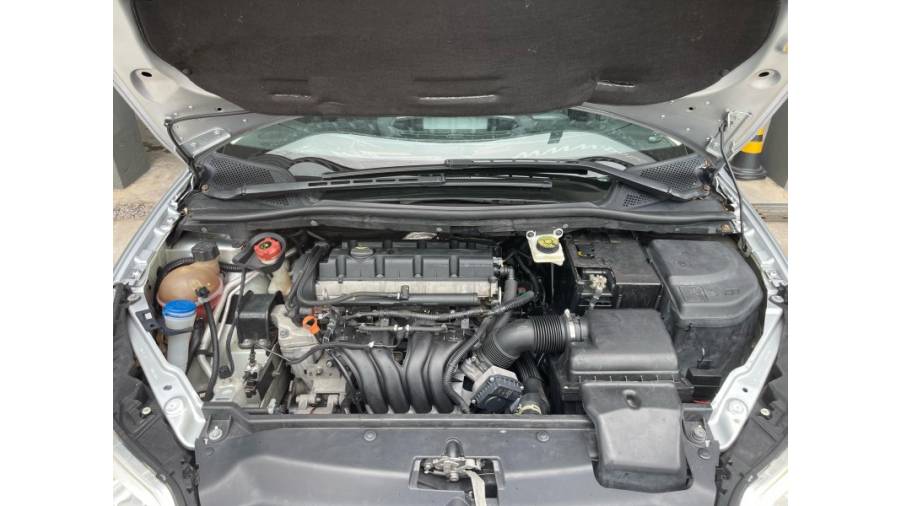 CITROËN - C4 - 2009/2010 - Prata - R$ 29.900,00