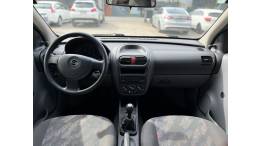 CHEVROLET - CORSA - 2005/2005 - Branca - R$ 24.900,00