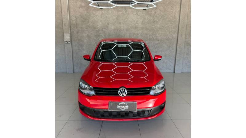 VOLKSWAGEN - FOX - 2011/2011 - Vermelha - R$ 29.900,00
