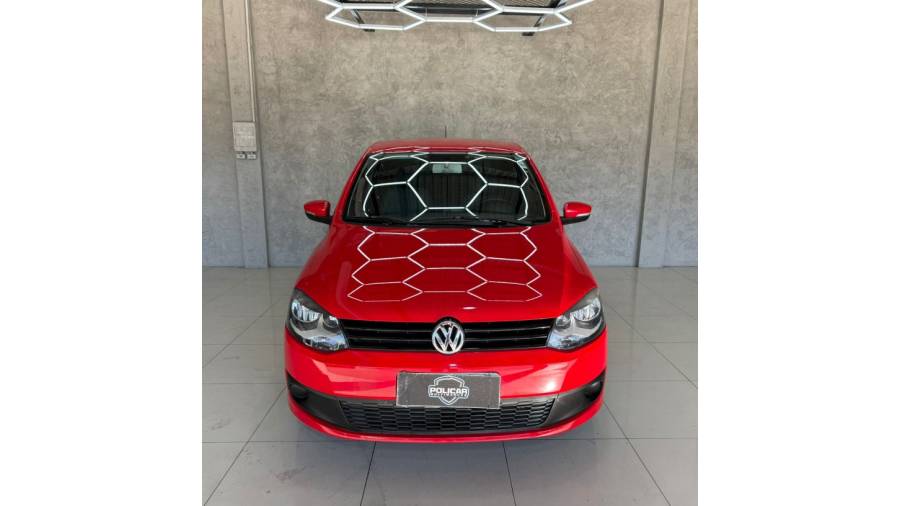 VOLKSWAGEN - FOX - 2011/2011 - Vermelha - R$ 29.900,00