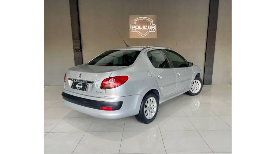 PEUGEOT - 207 - 2010/2010 - Prata - R$ 22.900,00