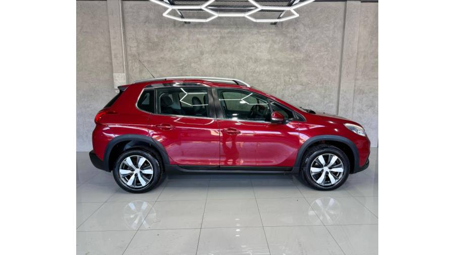 PEUGEOT - 2008 - 2018/2018 - Vermelha - R$ 64.900,00