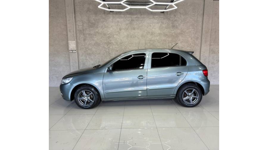 VOLKSWAGEN - GOL - 2011/2011 - Verde - R$ 28.900,00
