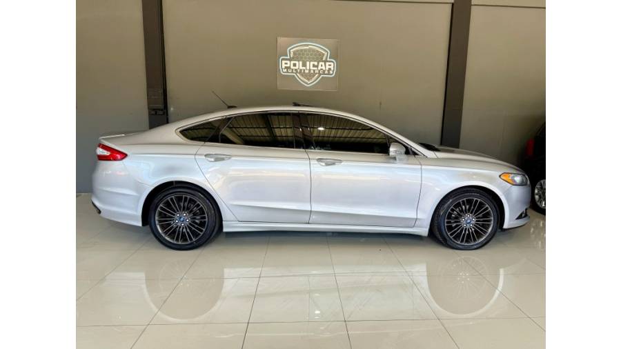 FORD - FUSION - 2014/2014 - Prata - R$ 73.800,00