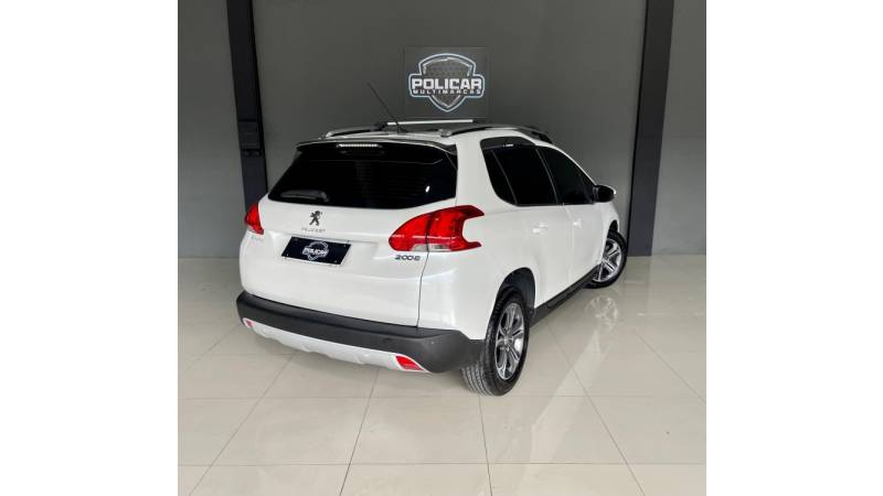 PEUGEOT - 2008 - 2016/2017 - Branca - R$ 59.000,00