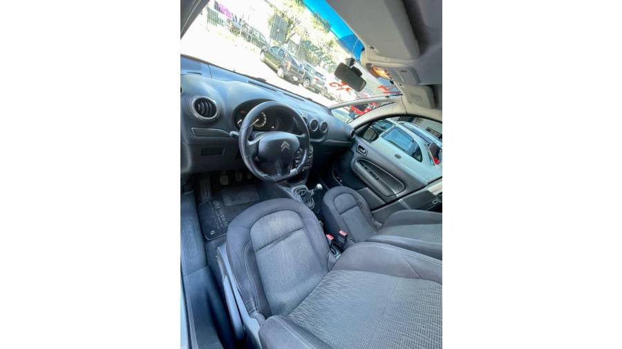 CITROËN - C3 PICASSO - 2013/2014 - Prata - R$ 35.500,00