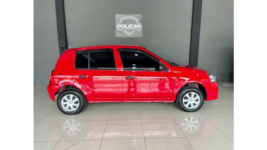 RENAULT - CLIO - 2014/2014 - Vermelha - R$ 27.900,00