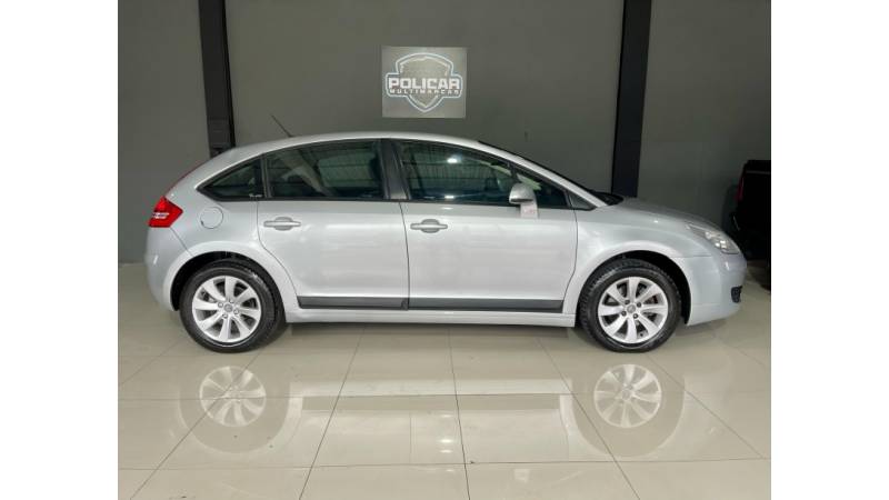 CITROËN - C4 - 2009/2010 - Prata - R$ 29.900,00