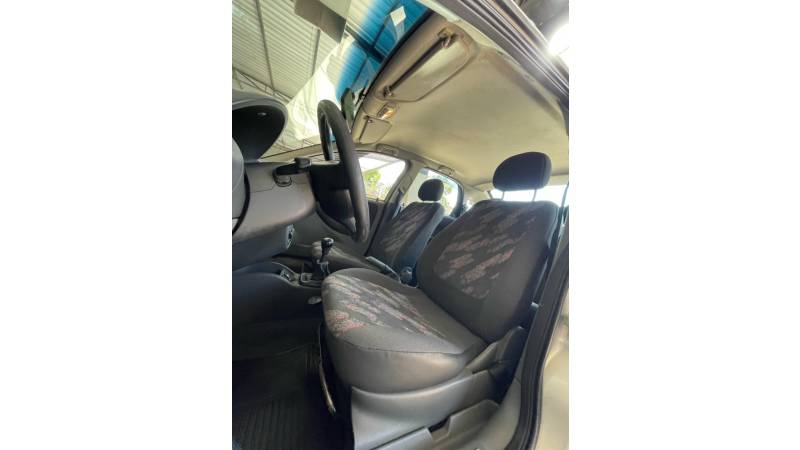 CHEVROLET - CORSA - 2005/2005 - Bege - R$ 23.900,00