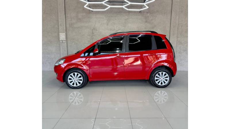 FIAT - IDEA - 2014/2014 - Vermelha - R$ 39.900,00