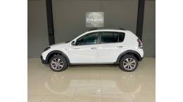 RENAULT - SANDERO - 2013/2013 - Branca - R$ 39.900,00