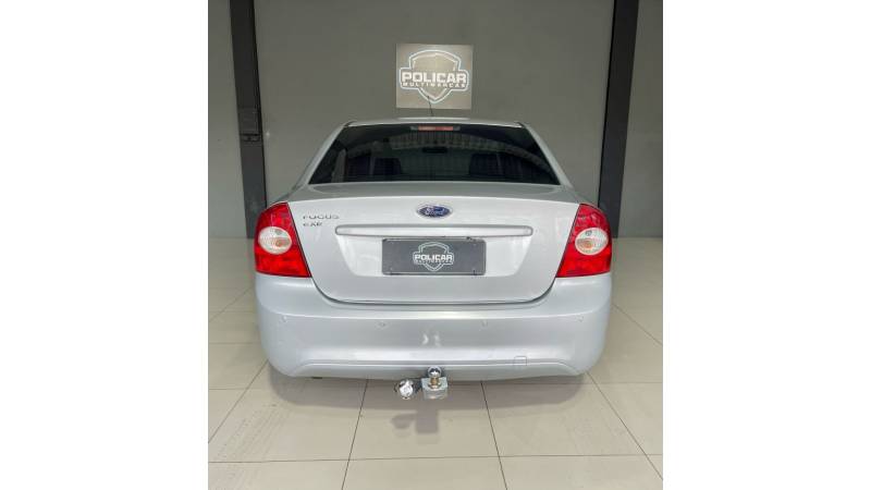 FORD - FOCUS - 2013/2013 - Prata - R$ 39.900,00