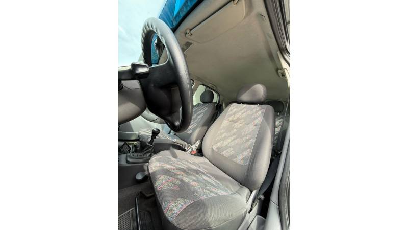 CHEVROLET - CORSA - 2005/2005 - Branca - R$ 24.900,00