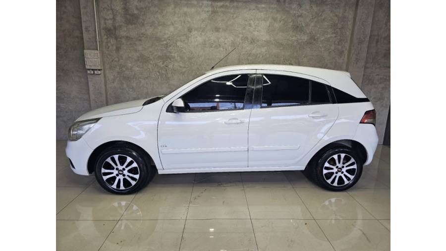 CHEVROLET - AGILE - 2010/2010 - Branca - R$ 32.900,00