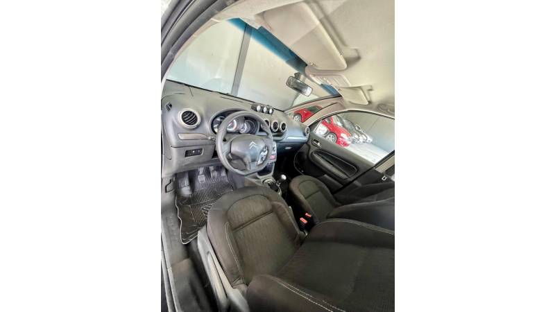 CITROËN - AIRCROSS - 2015/2015 - Preta - R$ 42.900,00