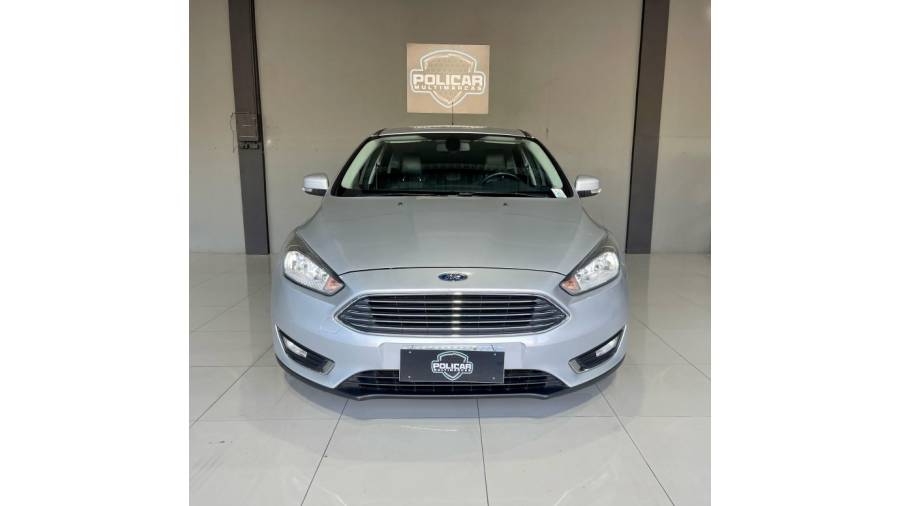 FORD - FOCUS - 2016/2016 - Prata - R$ 63.900,00
