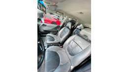 HONDA - FIT - 2007/2007 - Cinza - R$ 33.900,00